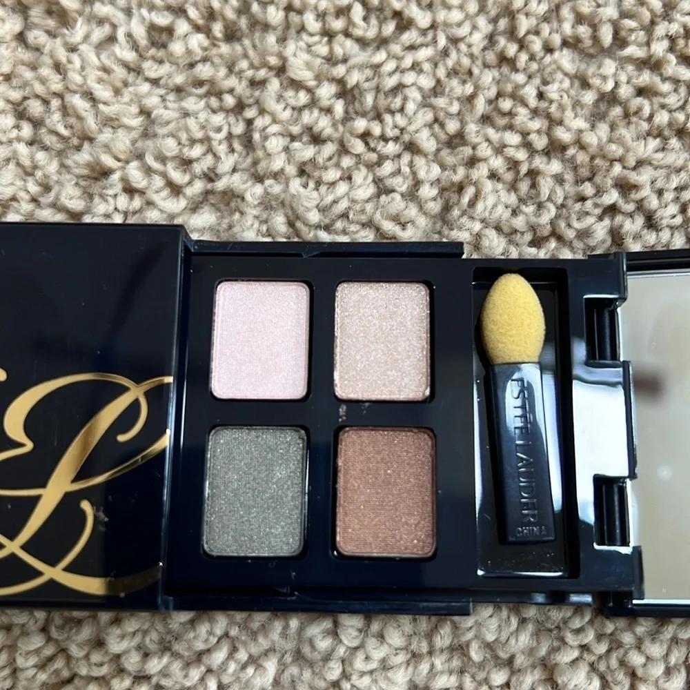 Estée Lauder pure color eyeshadow slide in palette.